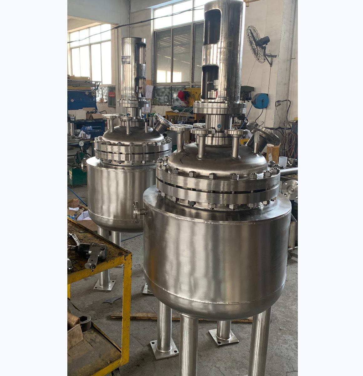 安徽靈達(dá)項(xiàng)目100L反應(yīng)釜2臺(tái).jpg